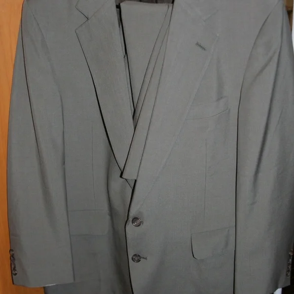 Vintage Christian Brooks Suit With pants - Picture 3 of 3